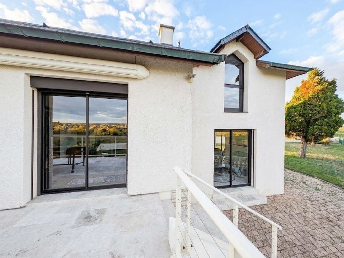 Maison à vendre - 8 pièces - 186m2 - Génelard (71420)