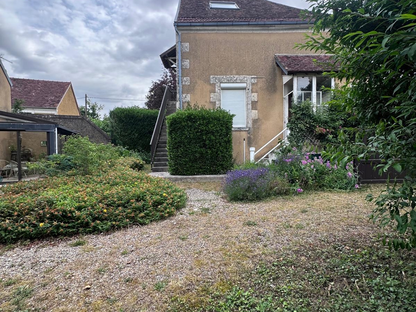 Immeuble à vendre - 101m2 - Lainsecq (89520)