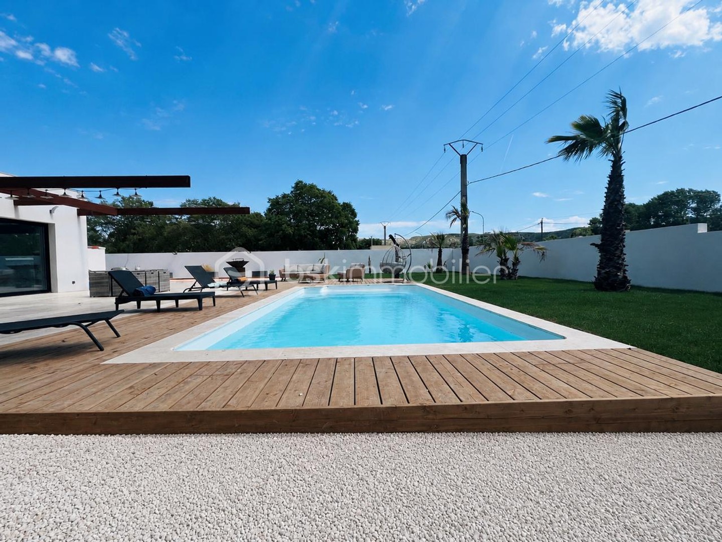 Maison à vendre - 7 pièces - 271m2 - Marignane (13700)