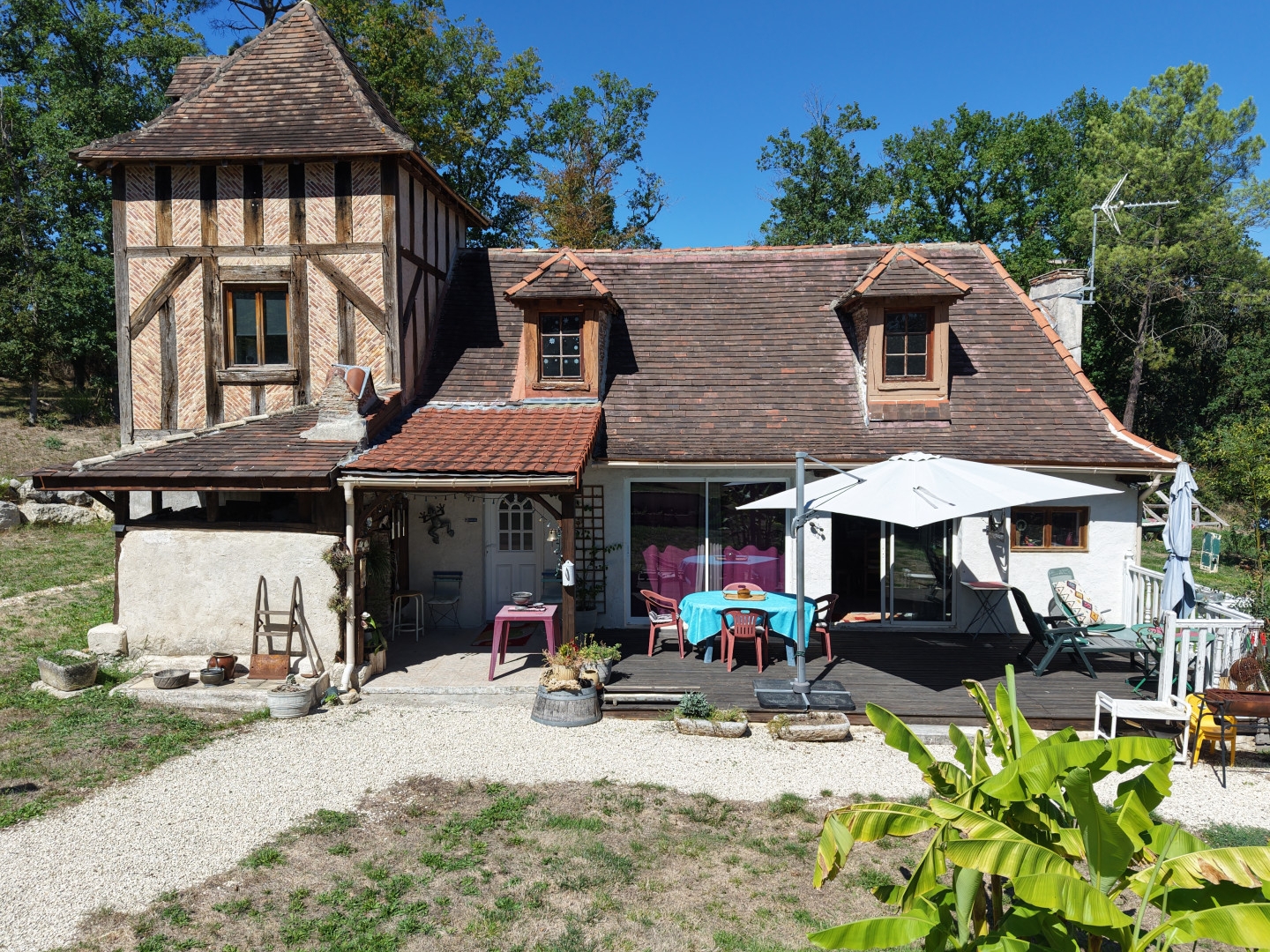 Maison rénovée, Lieu unique sans vis-à-vis – Vue exceptionnelle – Charme et nature