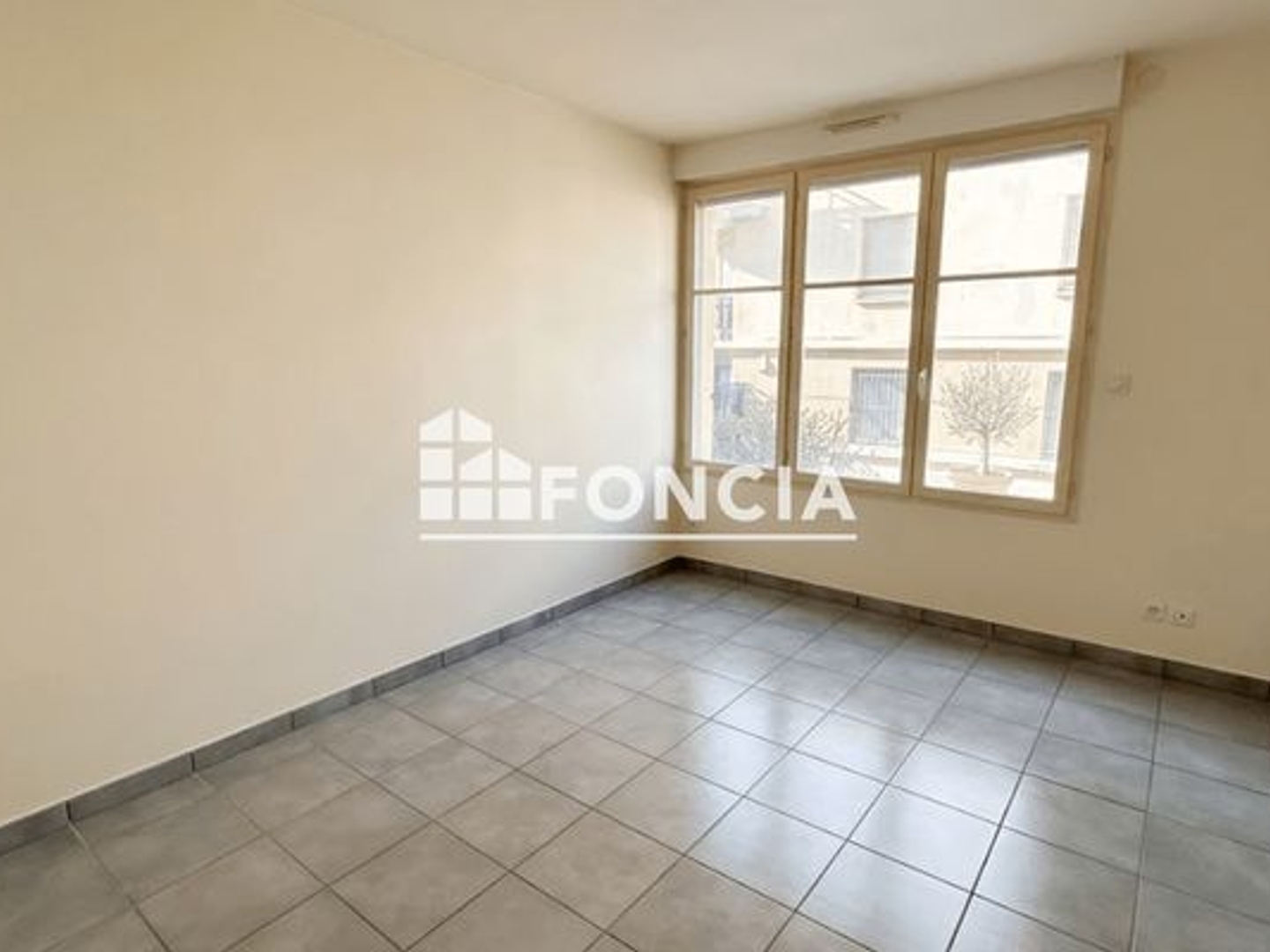 Appartement à vendre - 5 pièces - 113m2 - Saint-Étienne (42000)