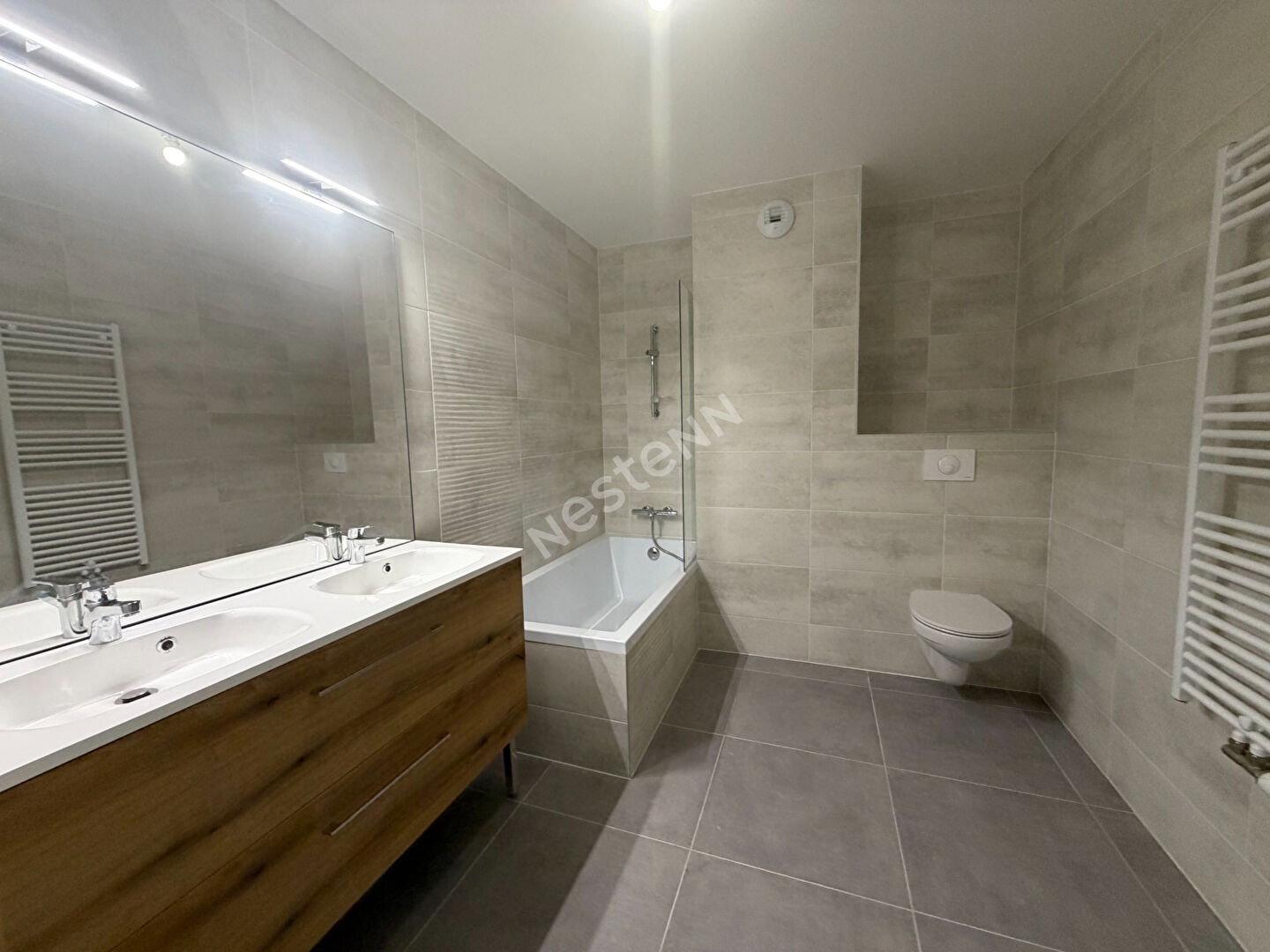 Appartement à vendre - 4 pièces - 109m2 - La Motte-Servolex (73290)