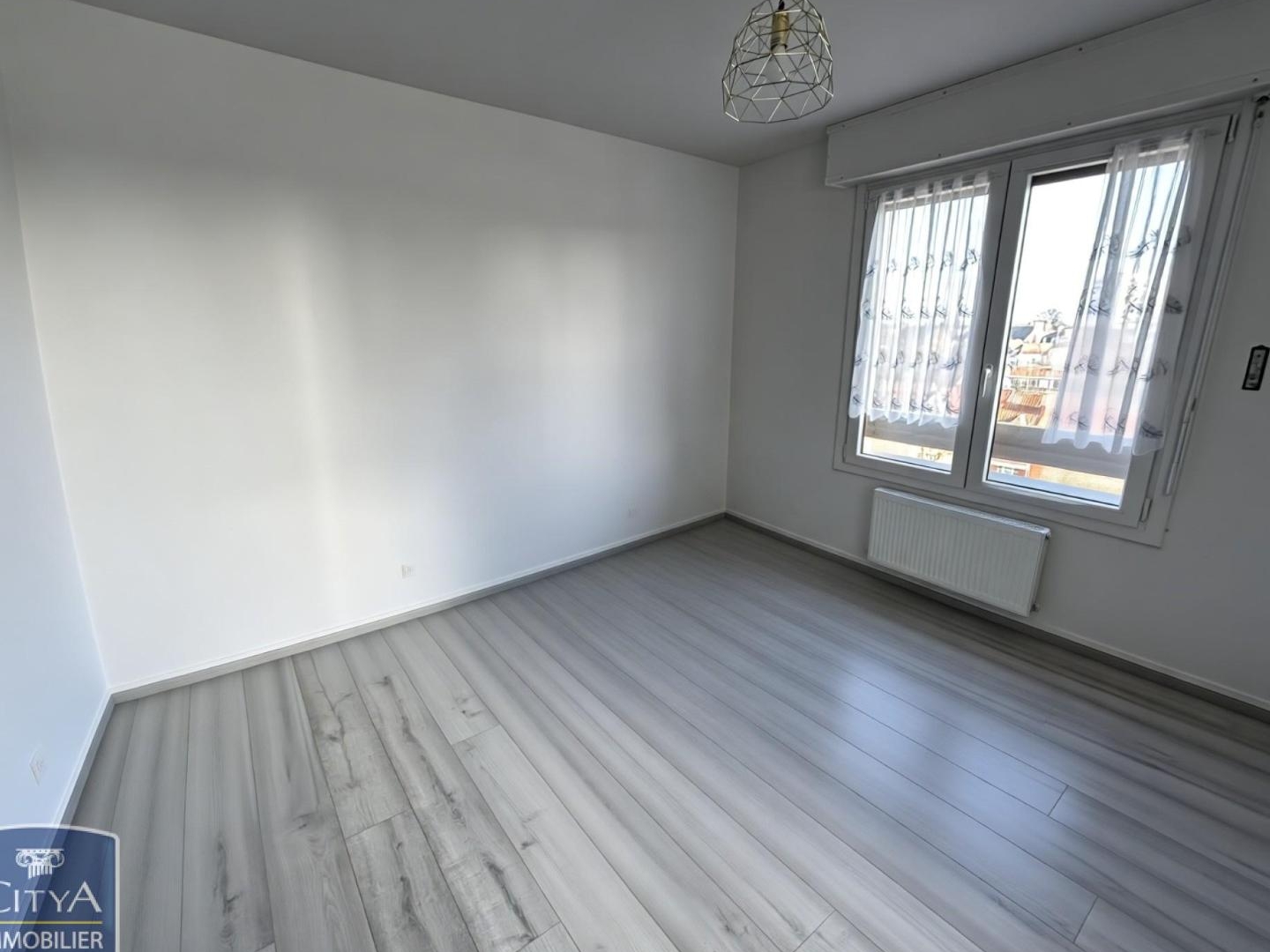 Appartement à vendre - 2 pièces - 57m2 - Cambrai (59400)