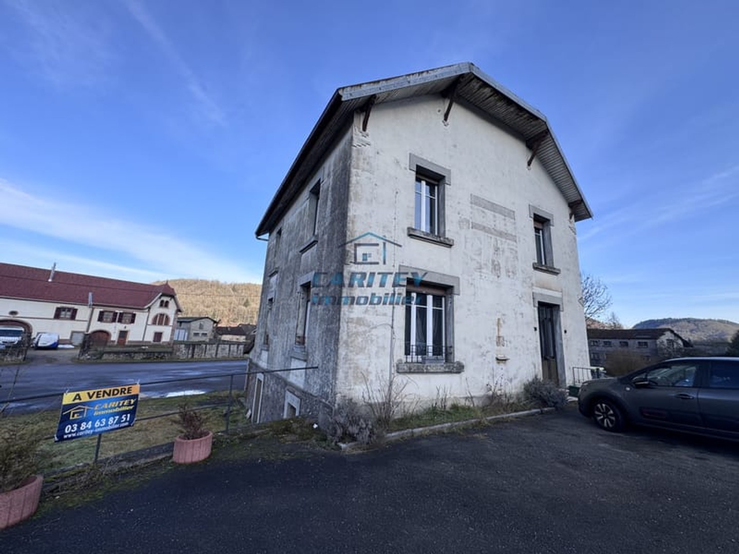Maison avec 4 chambres sur 6 ares à TERNUAY-MELAY-ET-SAINT-HILAIRE