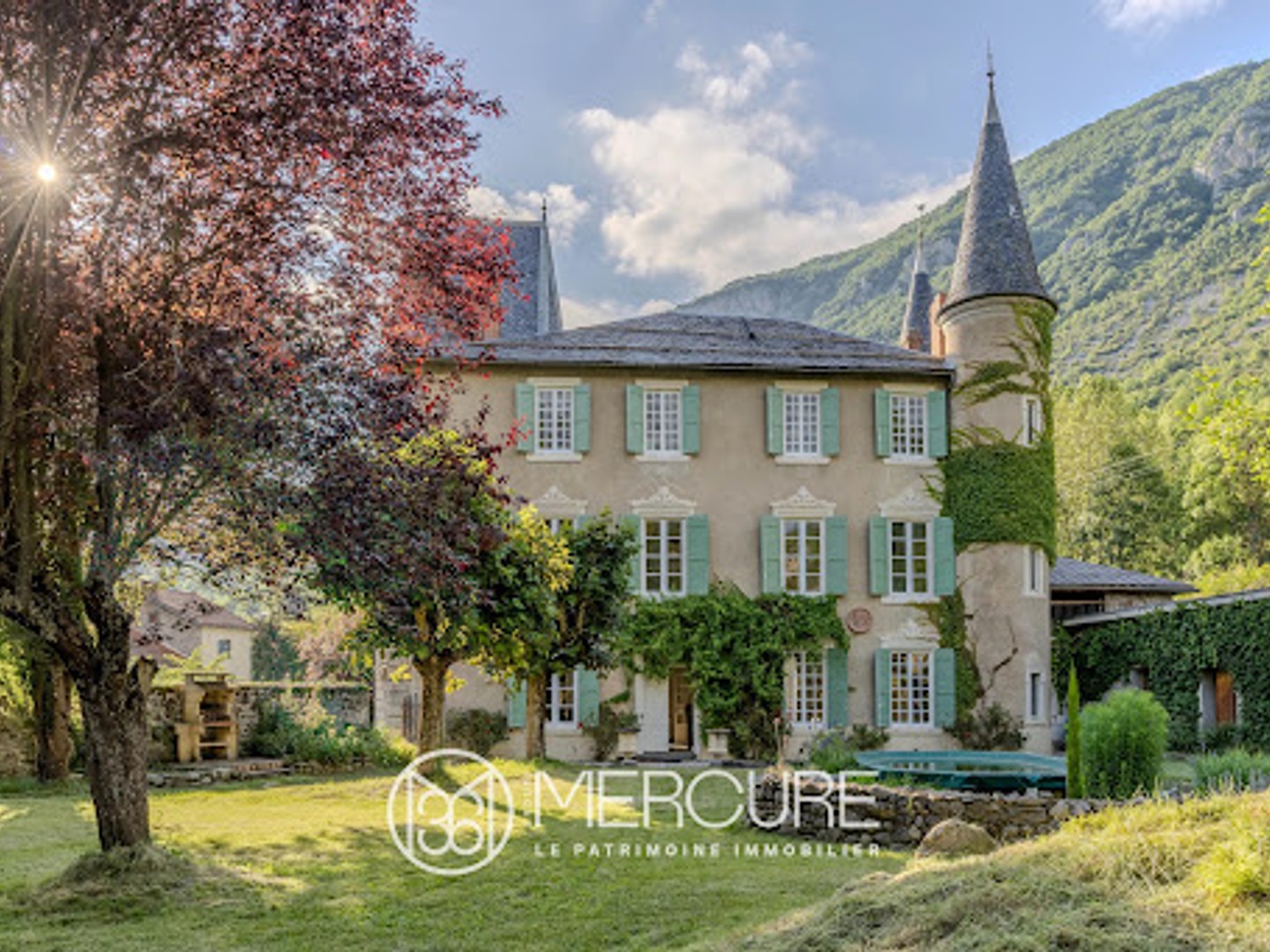 Château 6 pièces 326 m²
