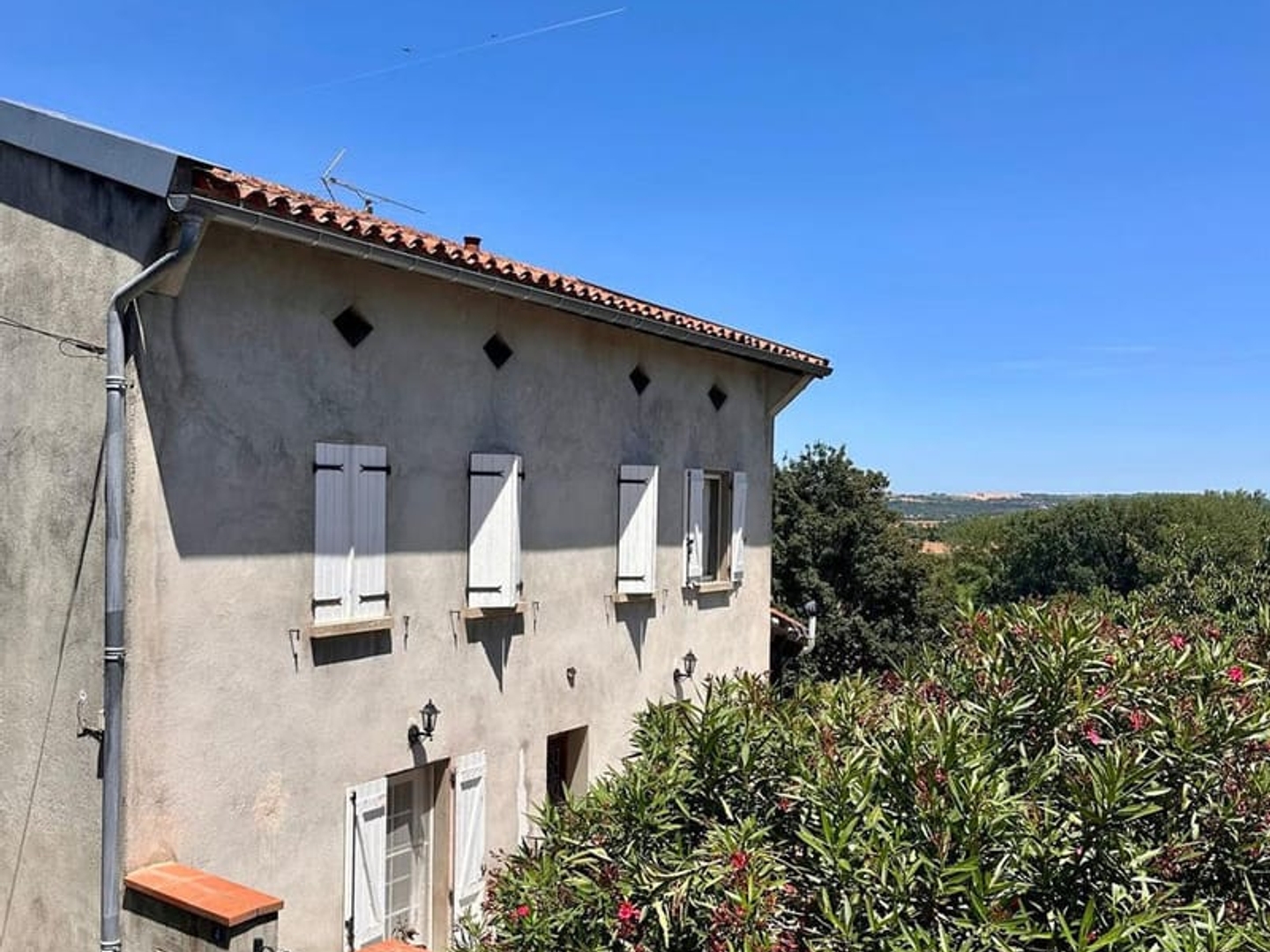 CAUJAC (31190) - MAISON DE 110M2 A RAFRAICHIR