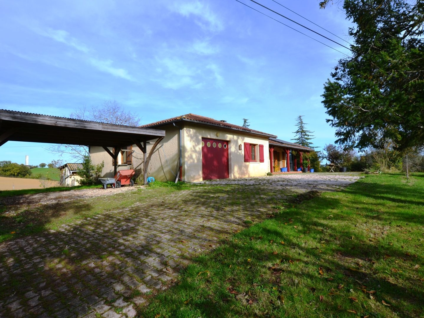 Maison à vendre - 5 pièces - 140m2 - Montesquiou (32320)