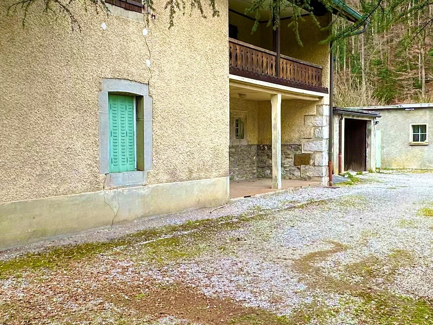 Immeuble à vendre - 9 pièces - 310m2 - Magland (74300)