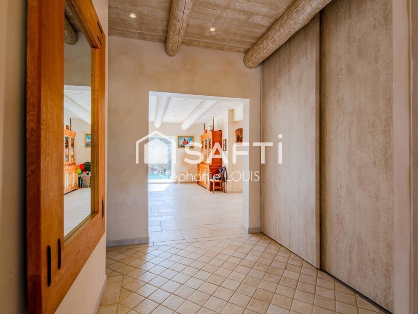 Maison à vendre - 4 pièces - 200m2 - Les Arcs (83460)