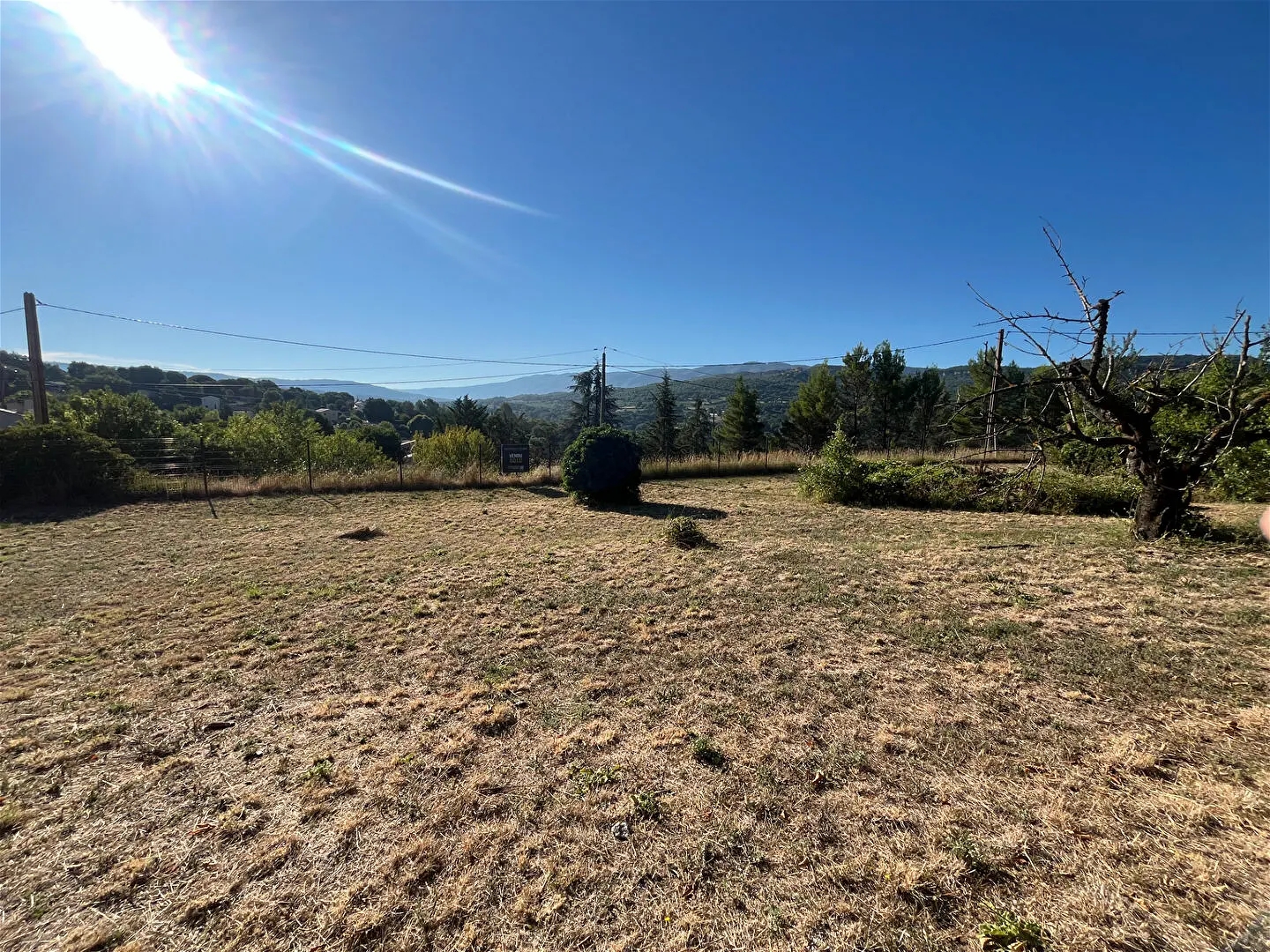 Terrain 1299 m²