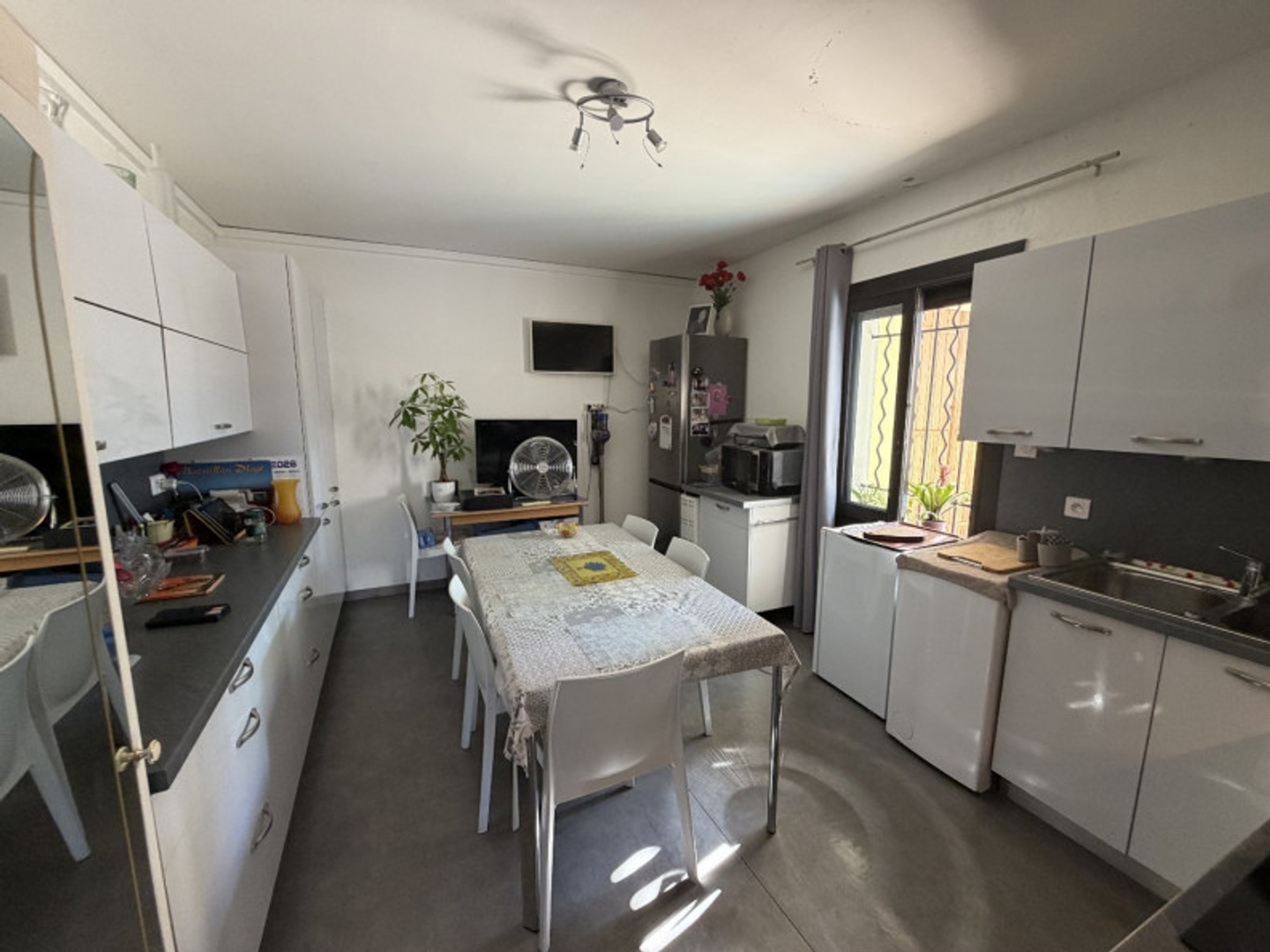 Maison à vendre - 9 pièces - 233m2 - Marseillan (34340)