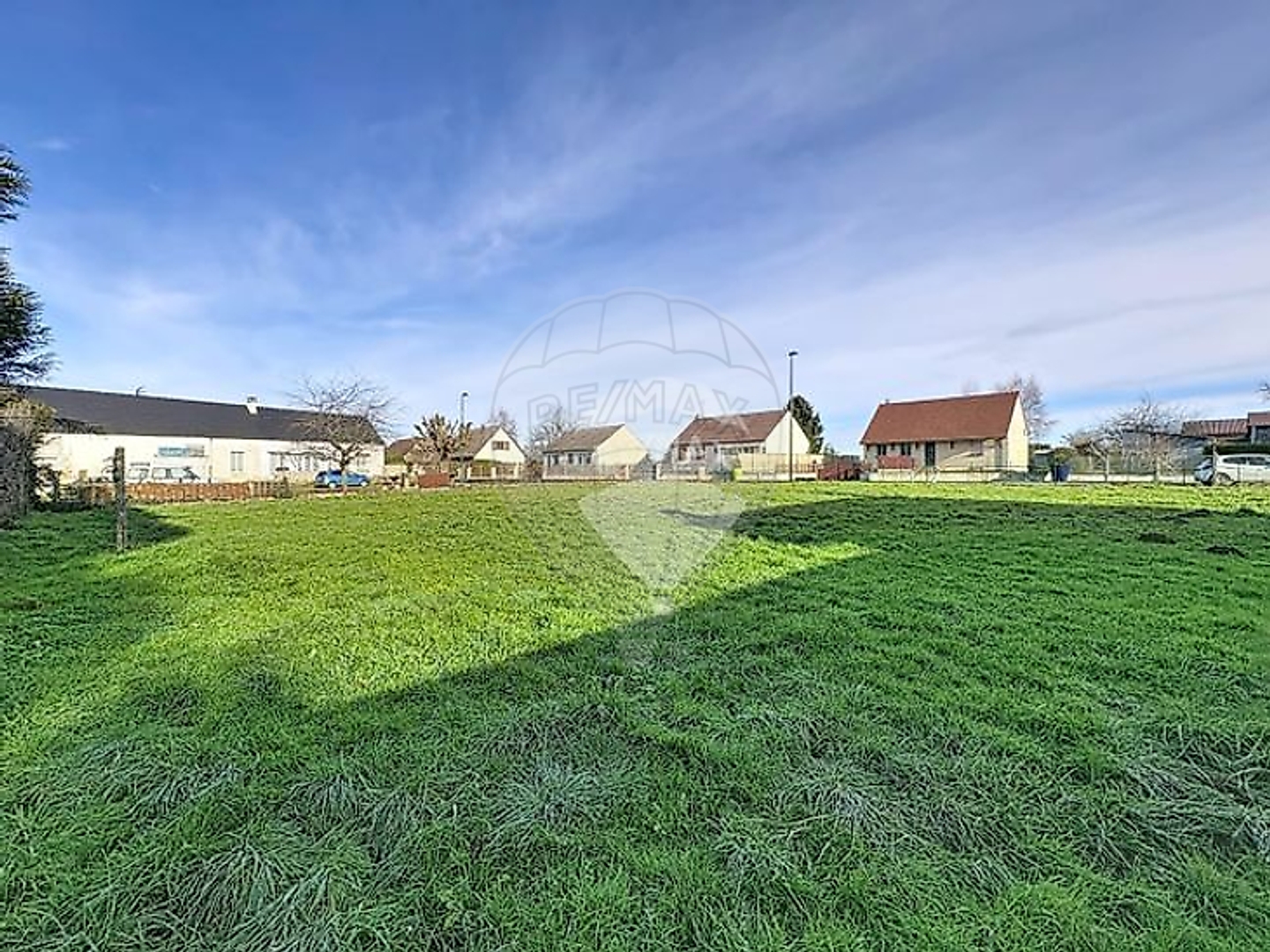 Terrain 869 m²