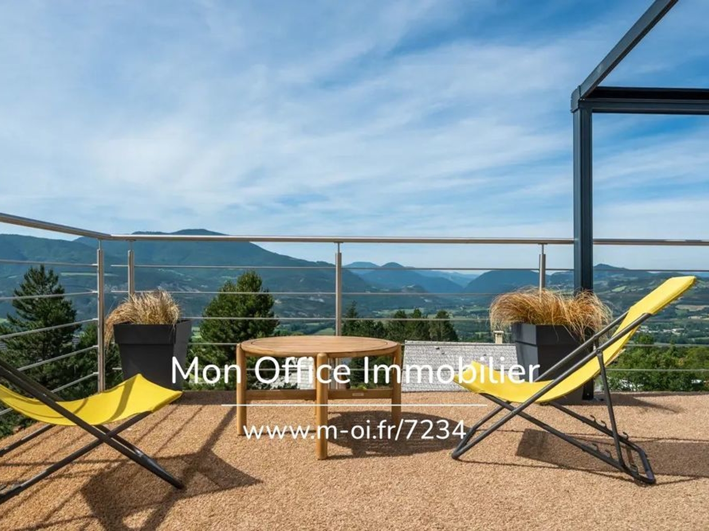 Maison à vendre - 6 pièces - 142m2 - La Bâtie-Neuve (05230)