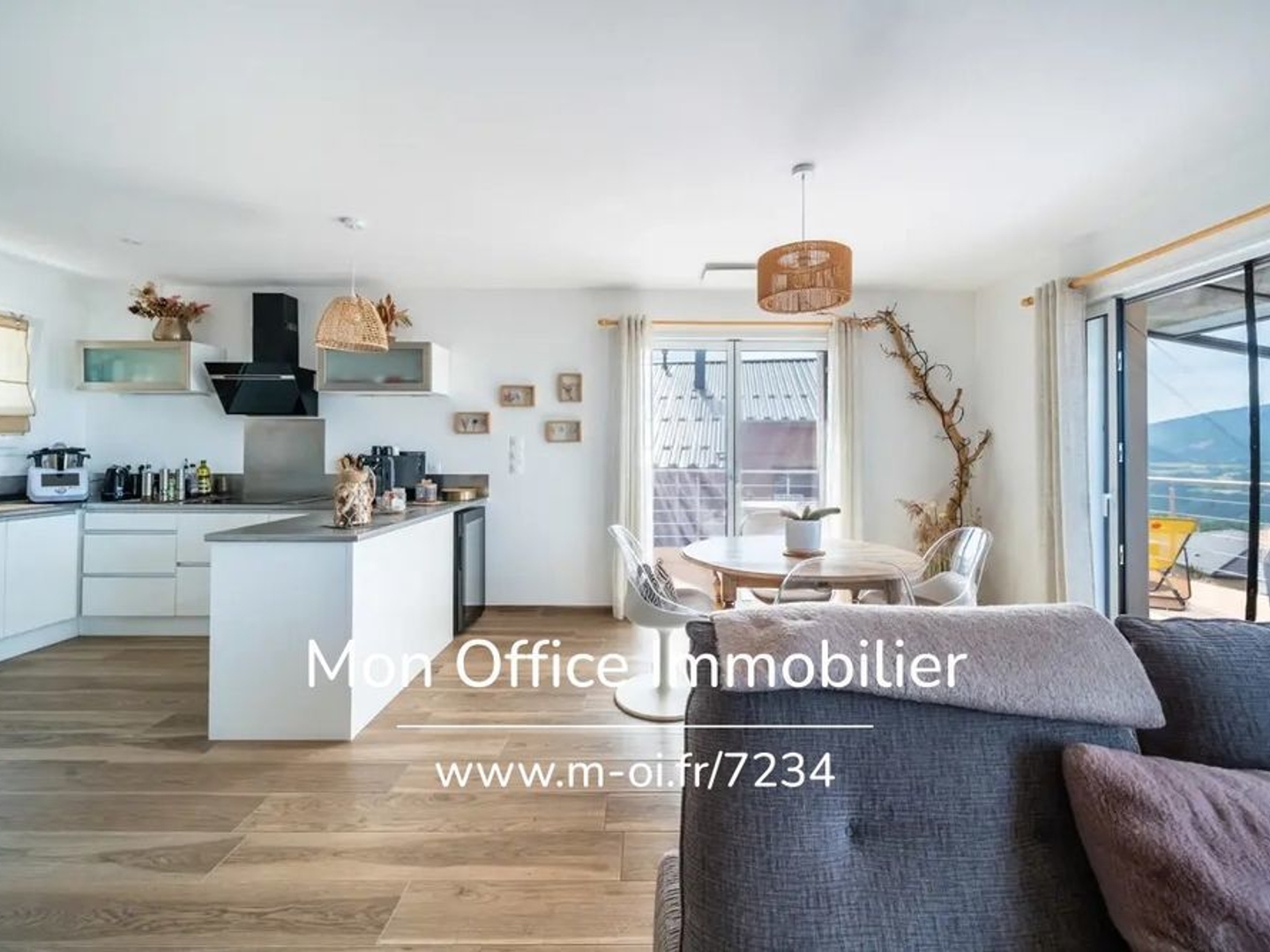 Maison à vendre - 6 pièces - 142m2 - La Bâtie-Neuve (05230)