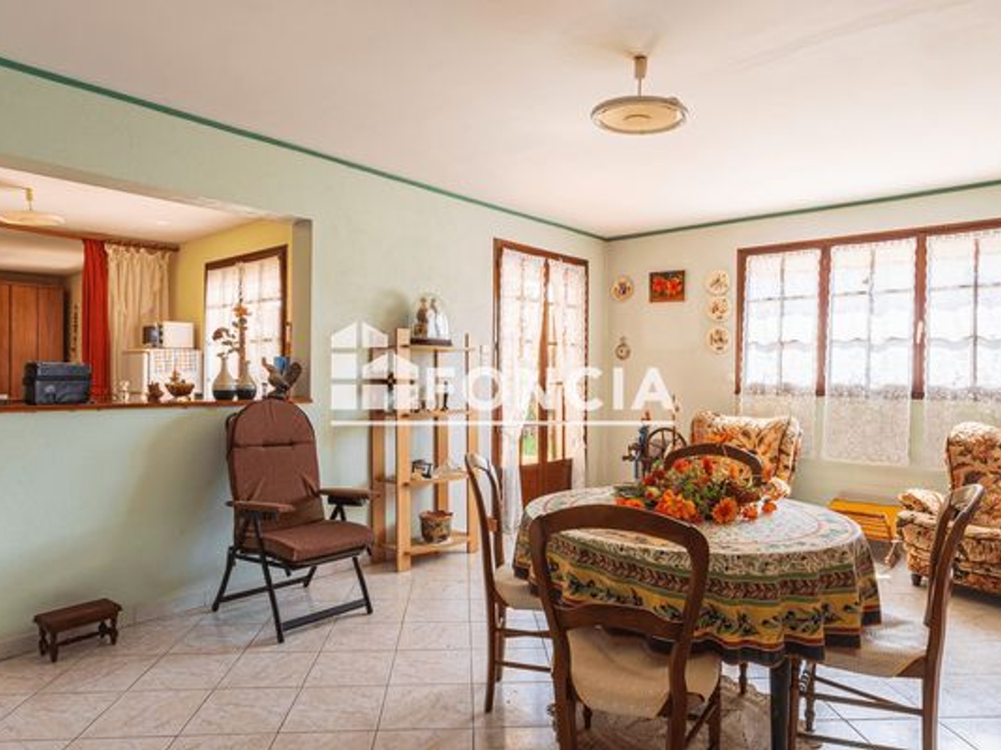 Maison à vendre - 5 pièces - 167m2 - Six-Fours-Les-Plages (83140)