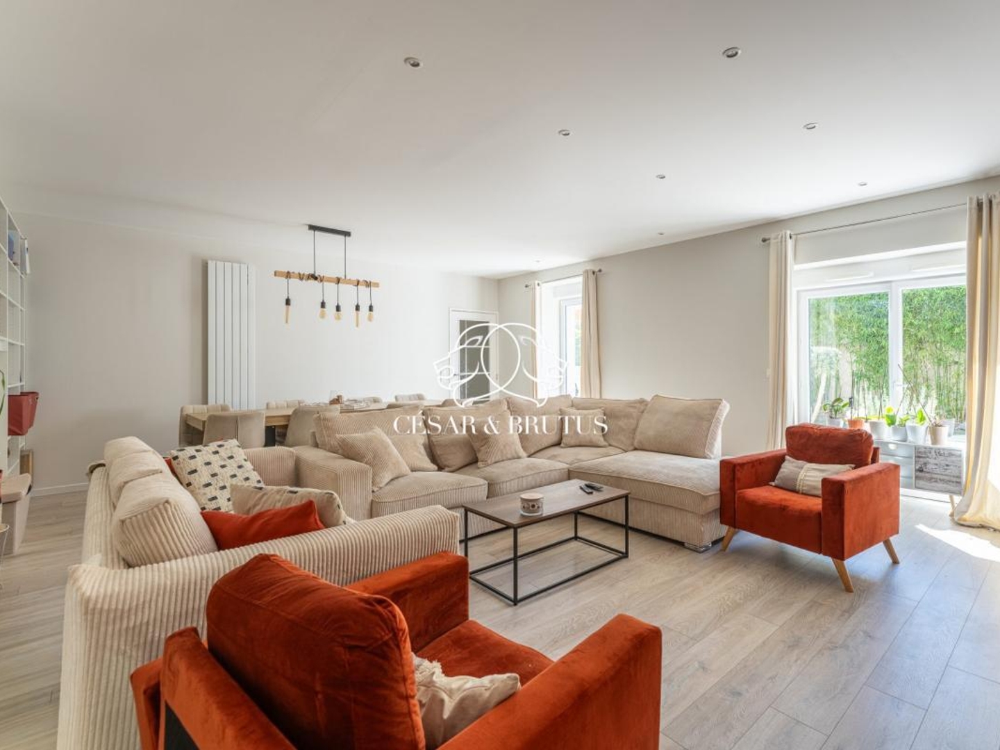 Maison à vendre - 5 pièces - 142m2 - Décines-Charpieu (69150)