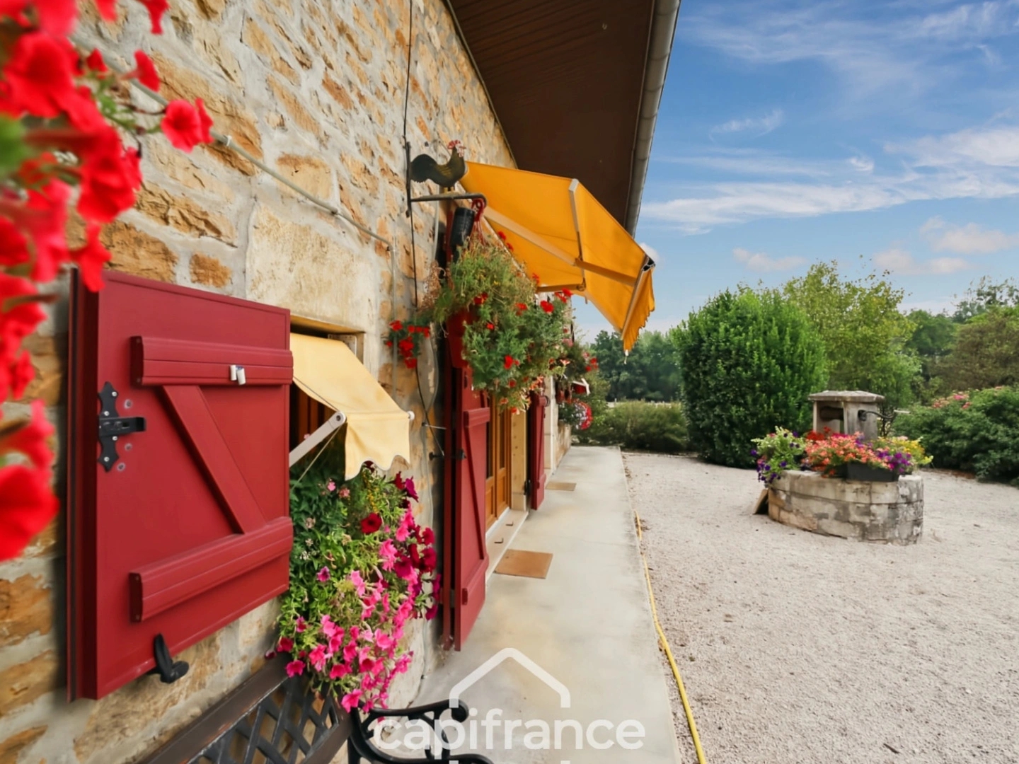 Maison à vendre - 9 pièces - 166m2 - Beaufort-Orbagna (39190)