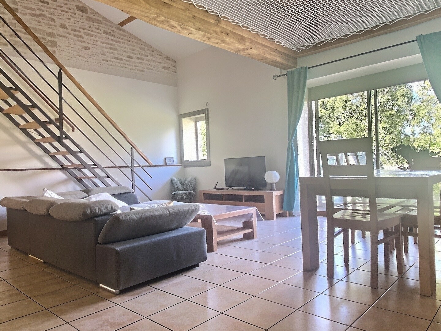 Appartement à vendre - 6 pièces - 216m2 - Genouillé (17430)