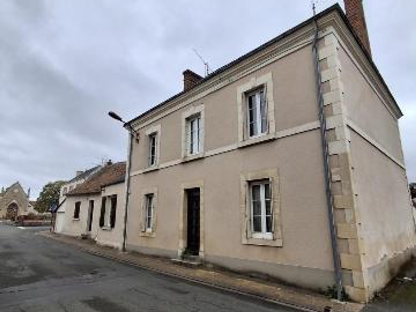 Maison 7 pièces 219 m²