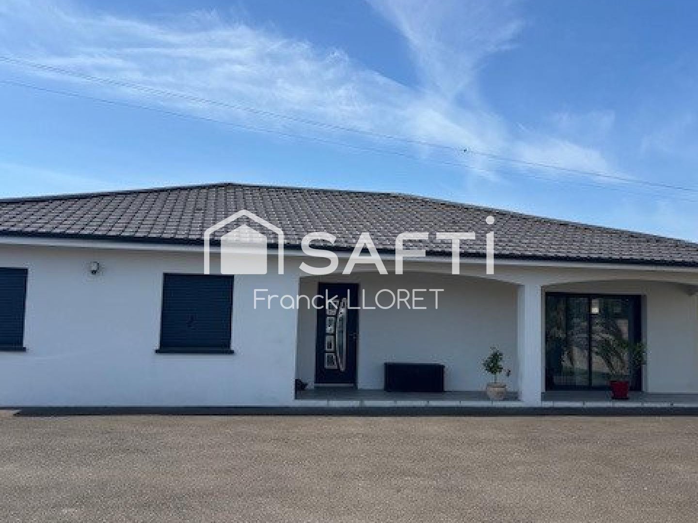 Maison contemporaine 3 chs terrain 1258m²