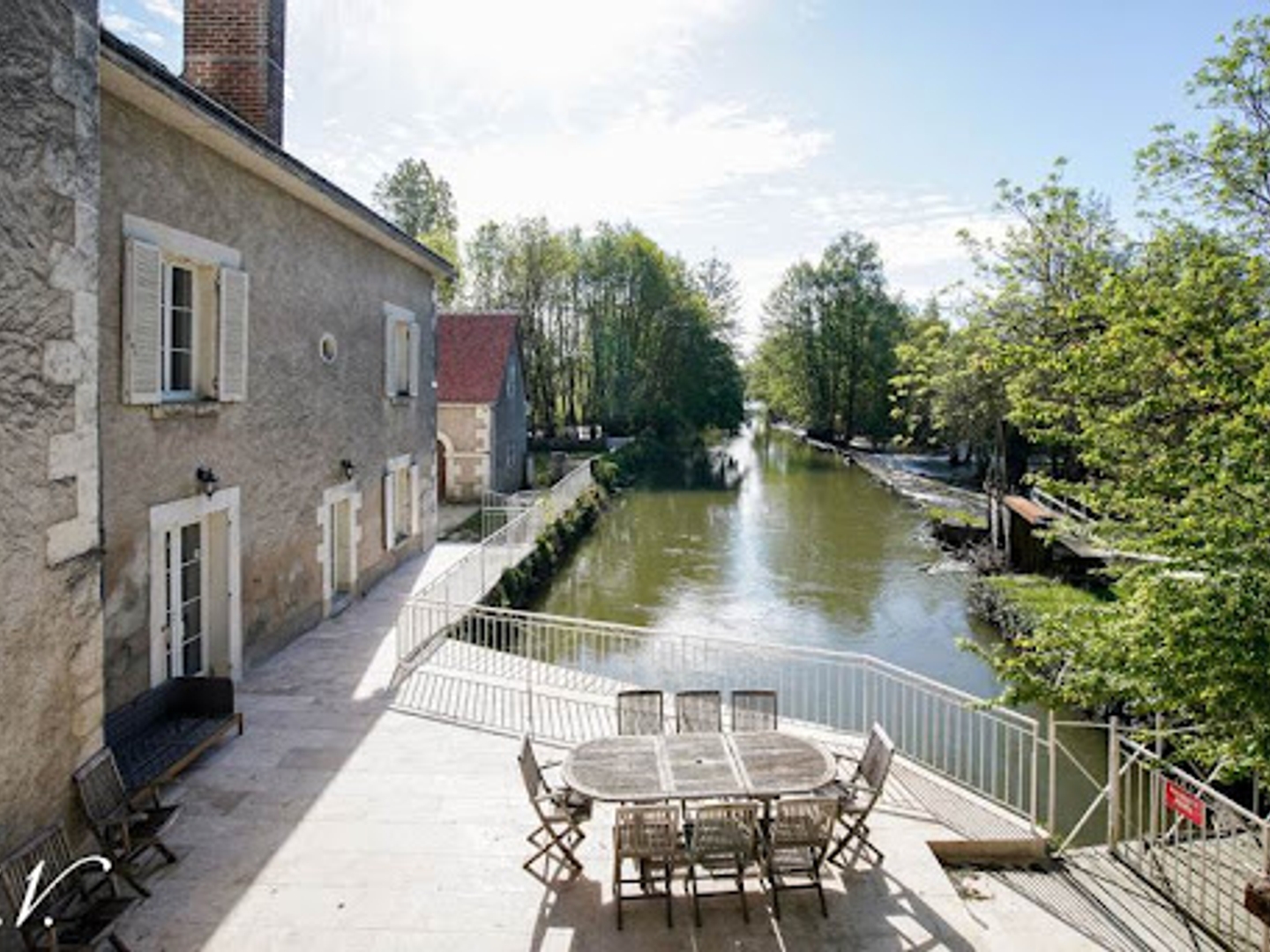 Immeuble 15 pièces 750 m²