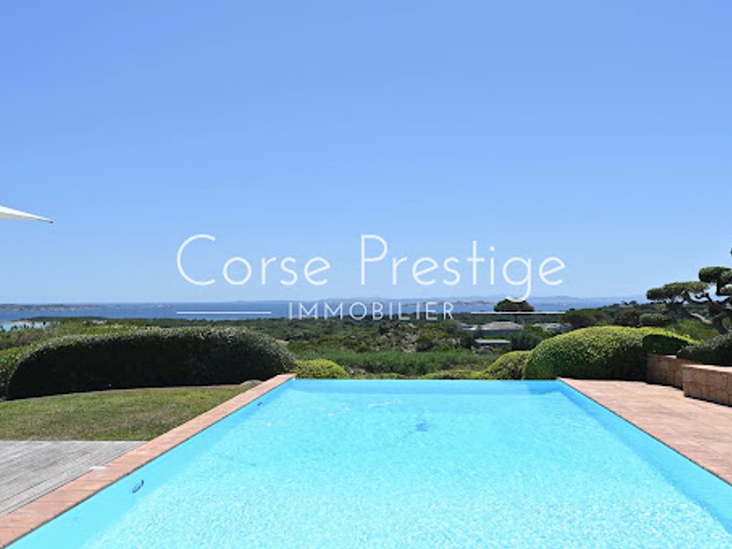 Villa 8 pièces 386 m²