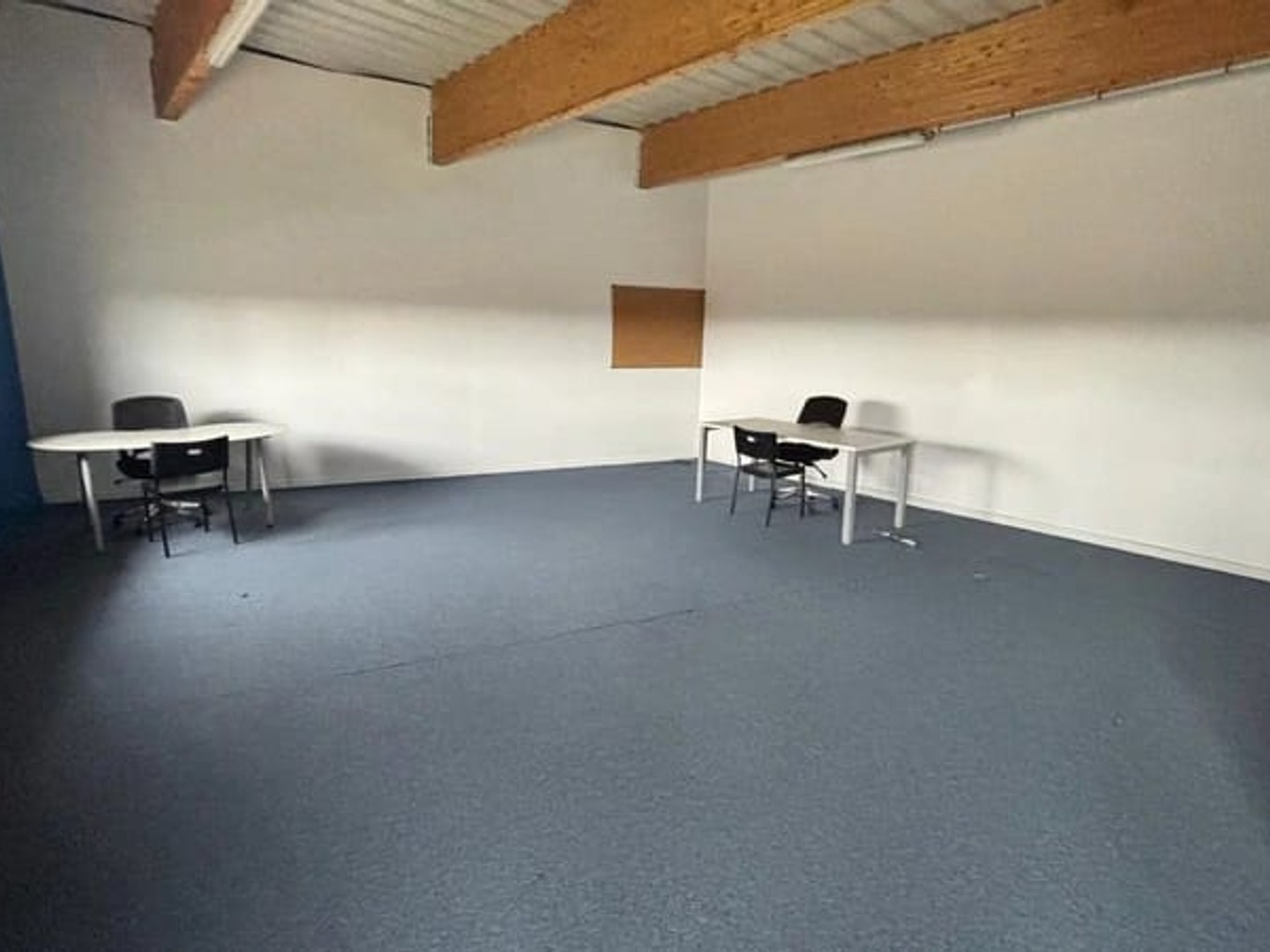Bureaux 3 pièces 180 m²