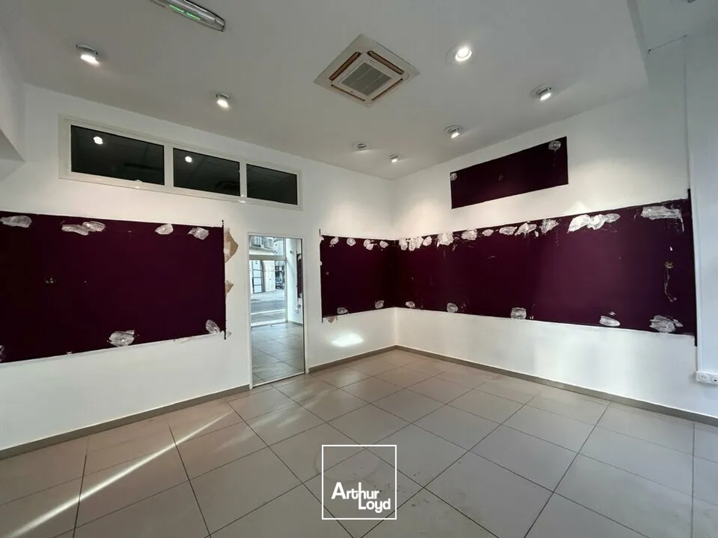 BLOIS - VENTE LOCAL COMMERCIAL DE 43,15 M² - HYPERCENTRE
