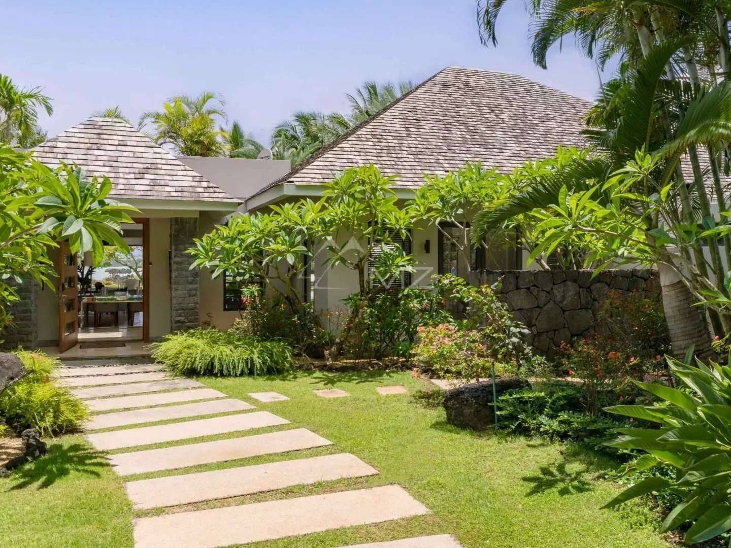 Maison 7 pièces 850 m²