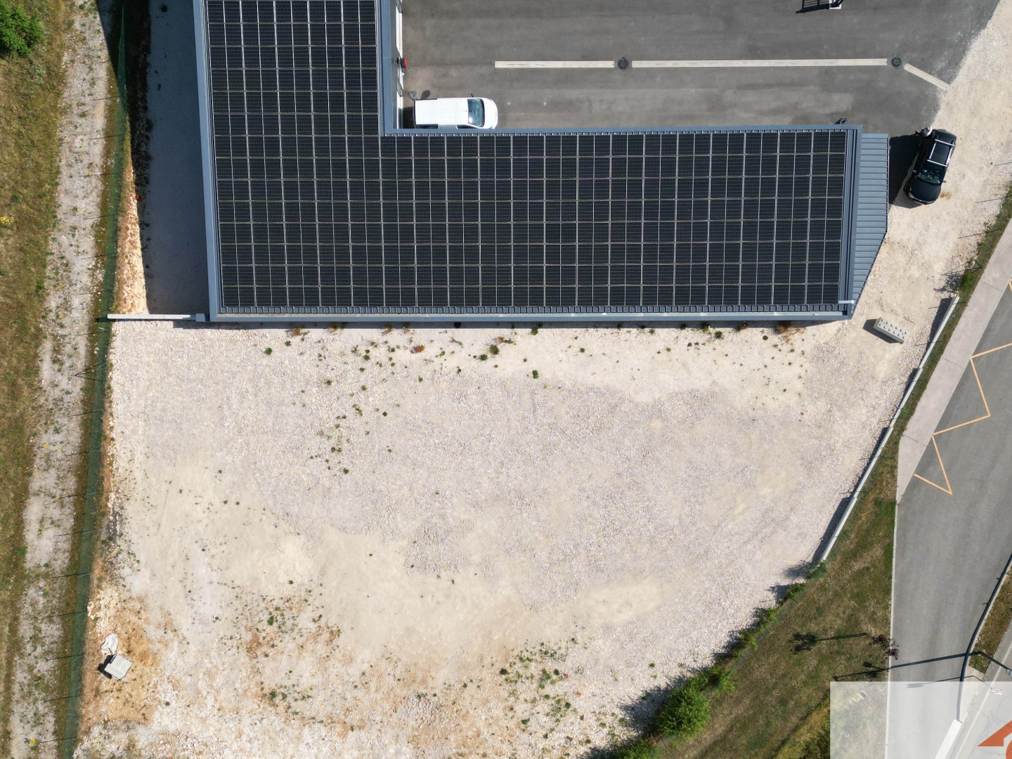 Magasin à vendre - 1170m2 - Norges-La-Ville (21490)