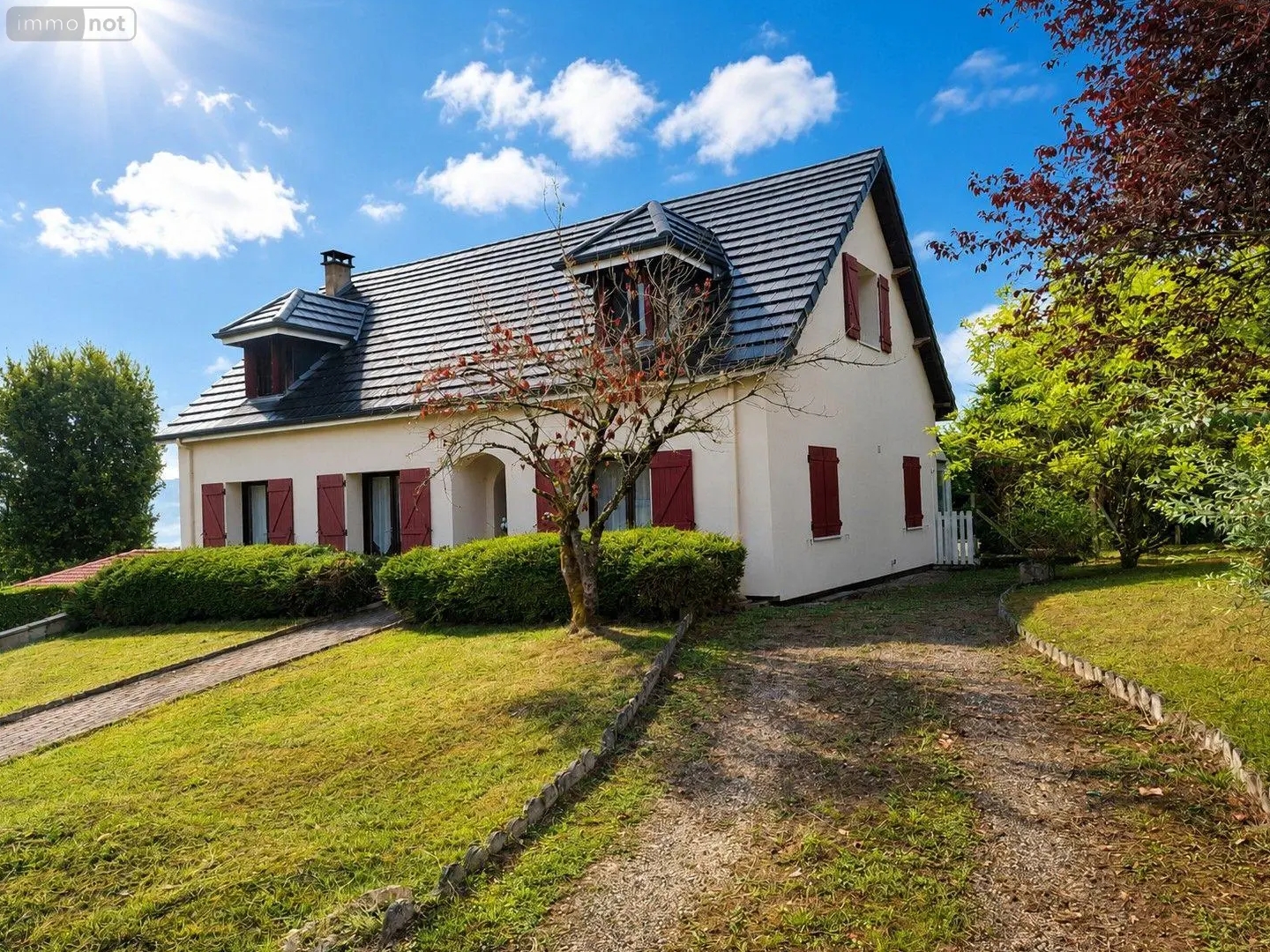 Maison 5 pièces 140 m²