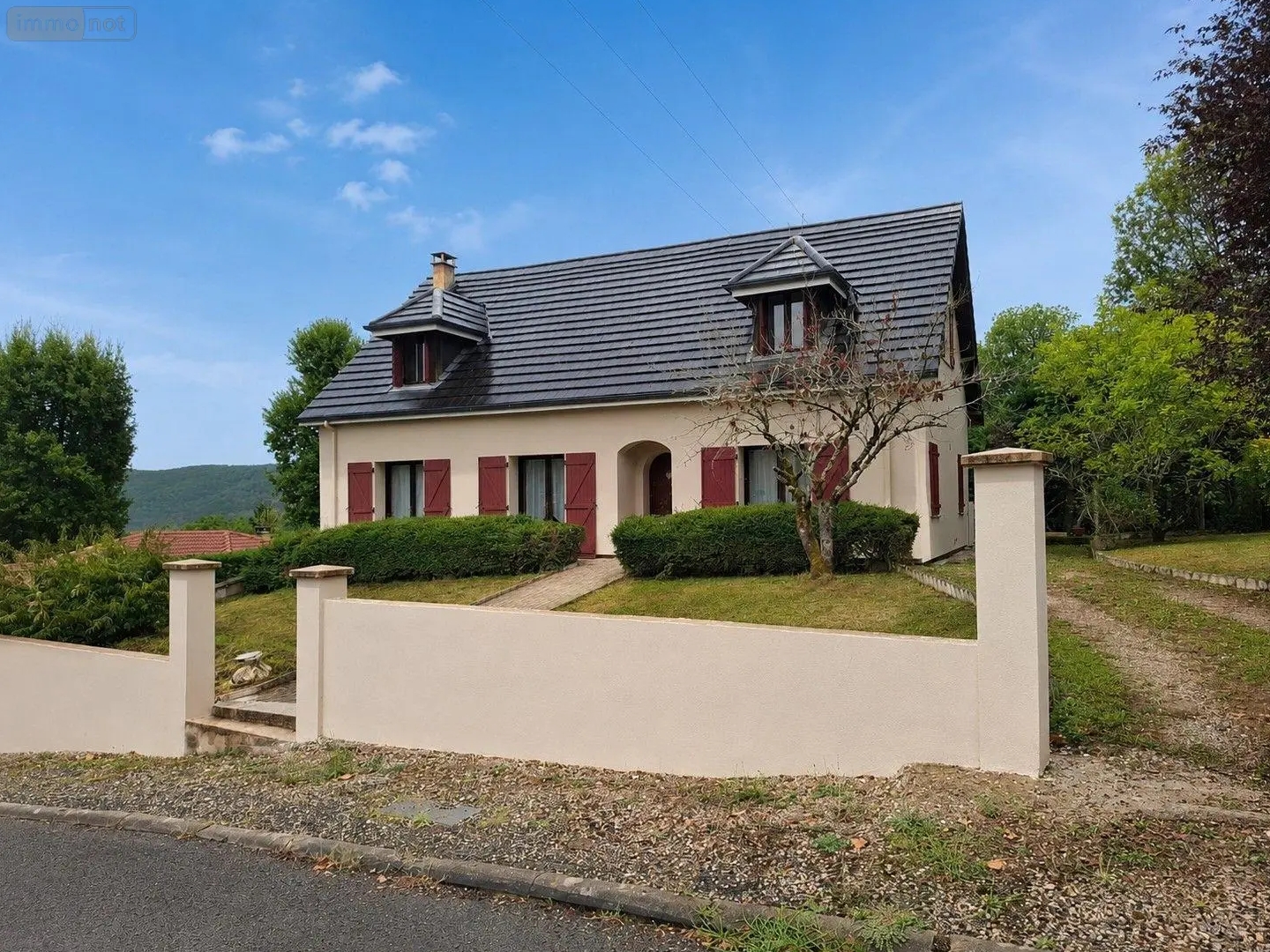 Maison à vendre - 5 pièces - 140m2 - Le Lardin-Saint-L... (24570)