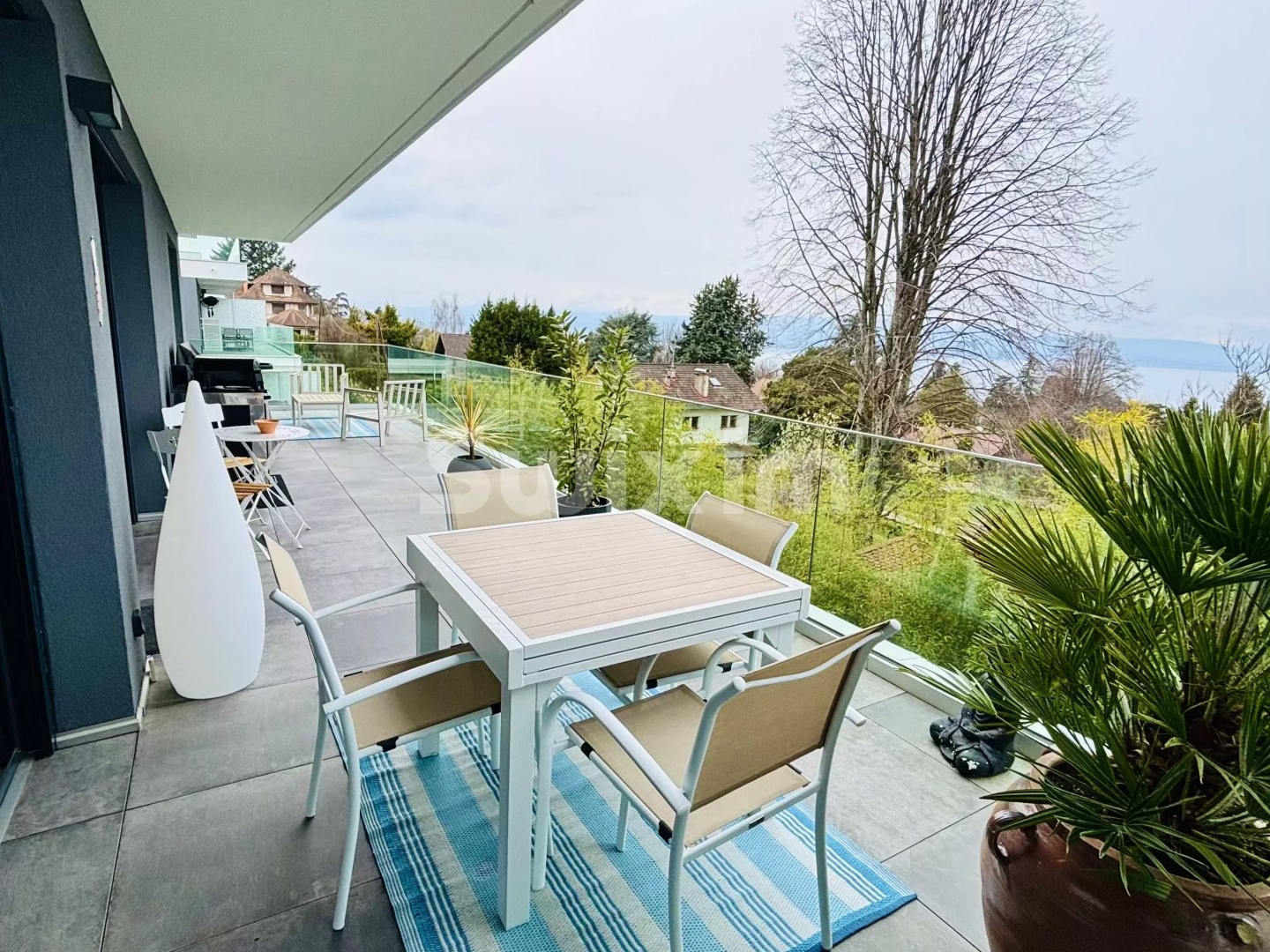 Appt T4 au dernier étage Vue lac & standing exceptionnel
