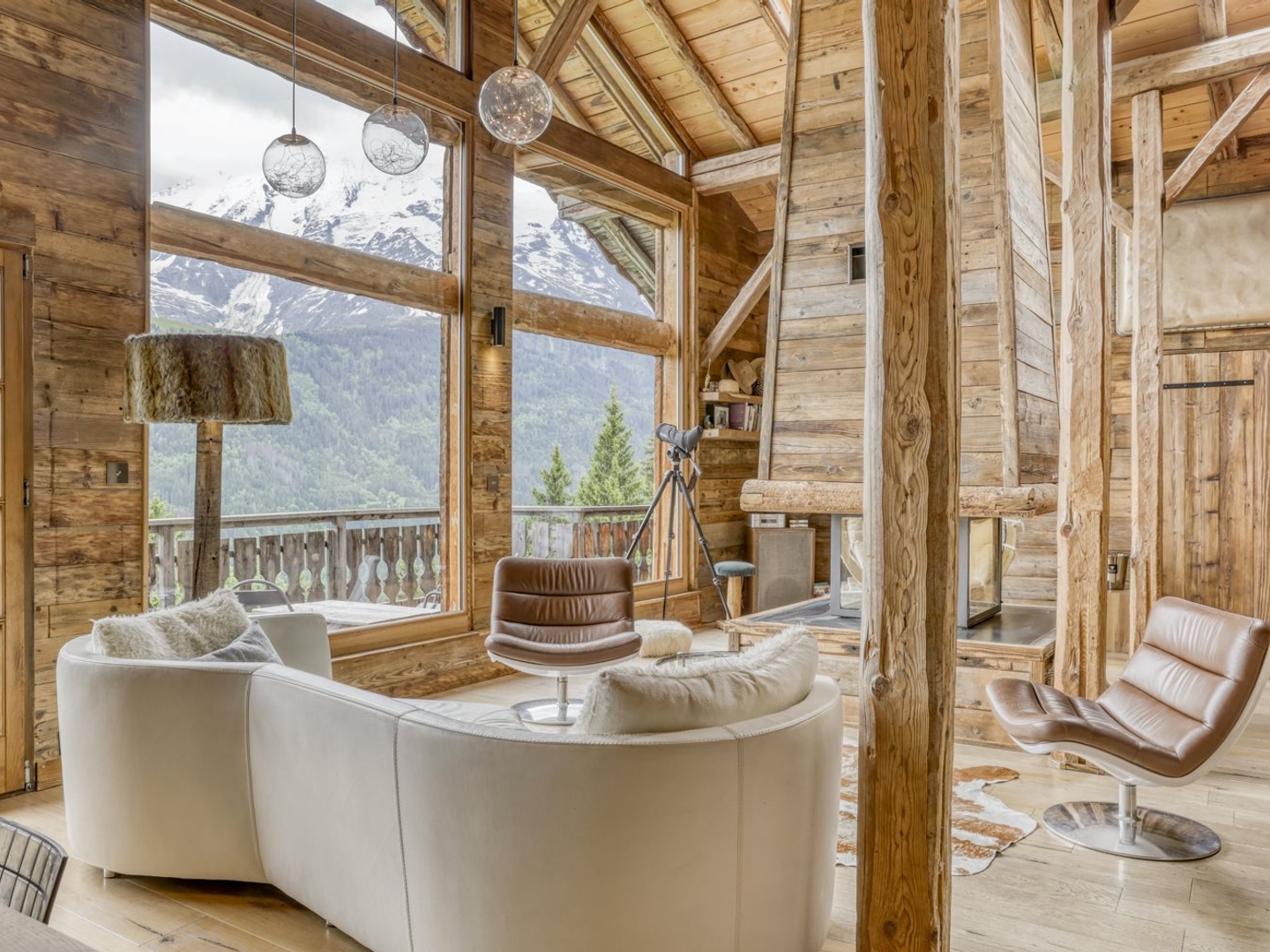 Maison à vendre - 7 pièces - 300m2 - Saint-Gervais-Les... (74170)