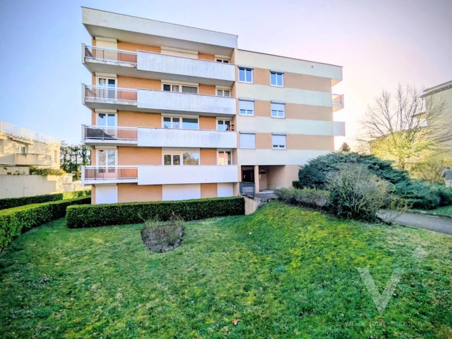 Feurs Centre - T4 85m² Résidence Le Parc - Garage + Cave - Libre