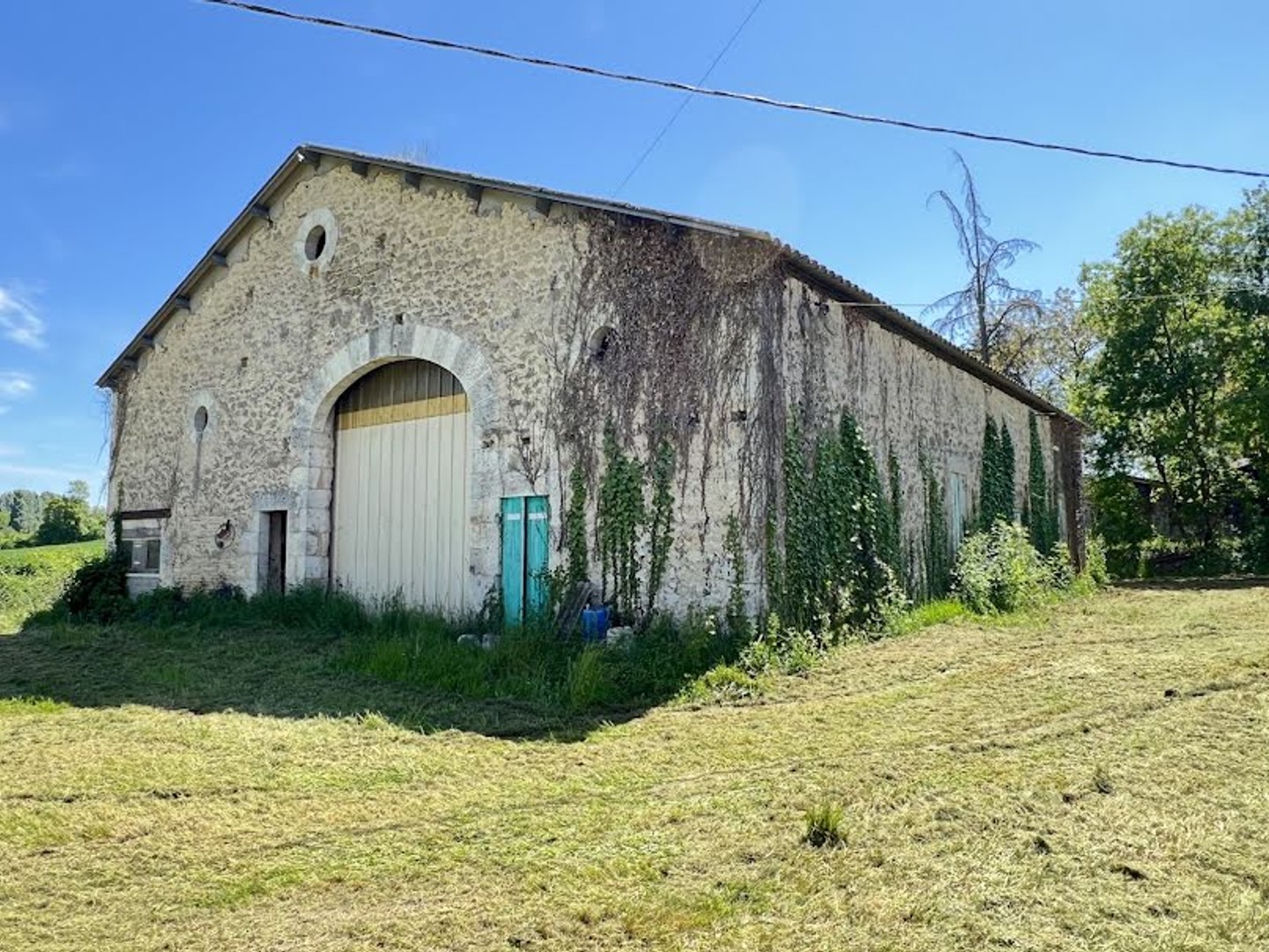 Maison 2 pièces 230 m²