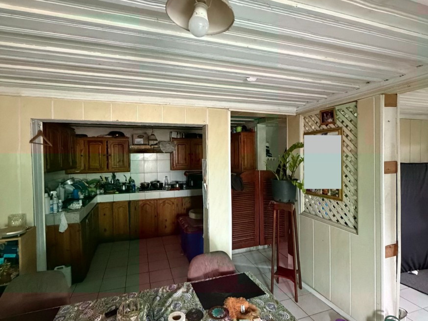 Maison T4 occupée à Sainte-Anne (97437)