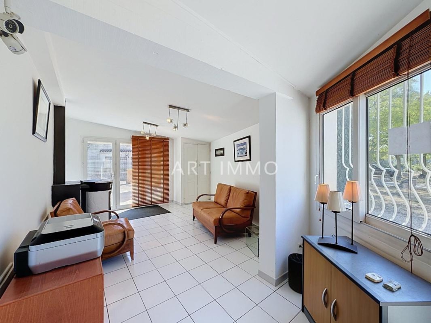 Immeuble à vendre - 11 pièces - 168m2 - Taillades (84300)