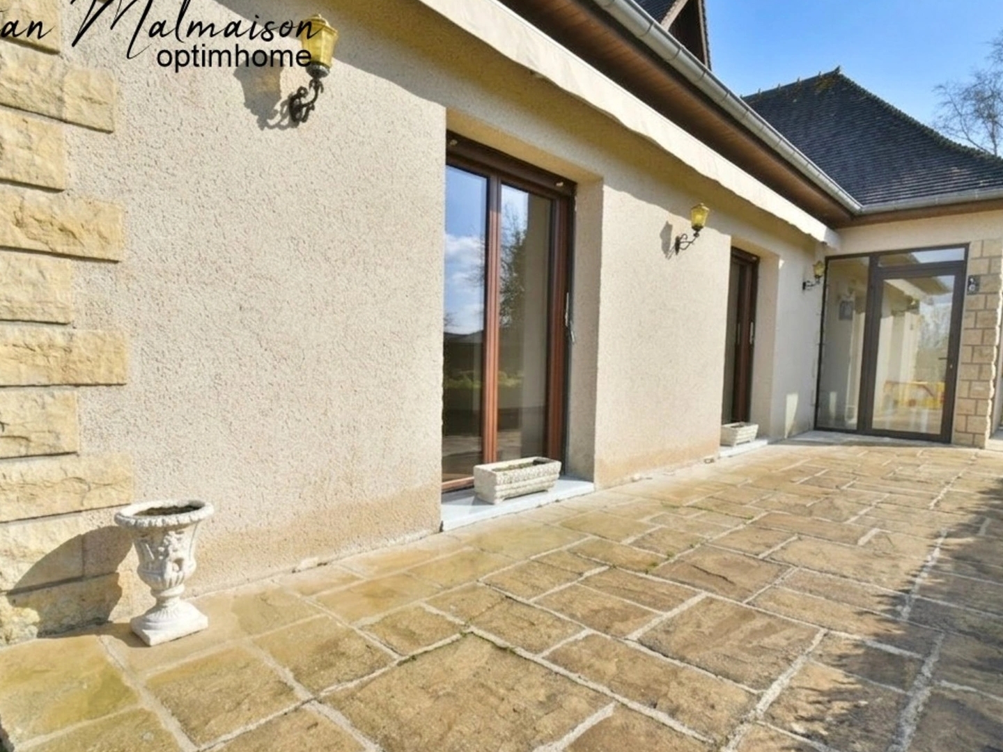 Maison avec Sous-Sol Total et Combles Aménageables