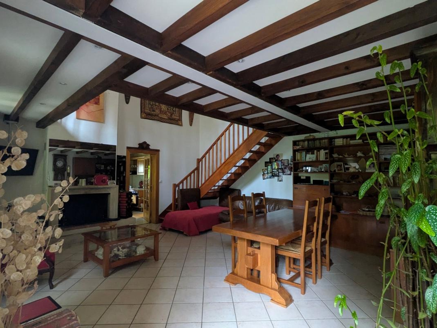 Maison à vendre - 4 pièces - 154m2 - Laruscade (33620)