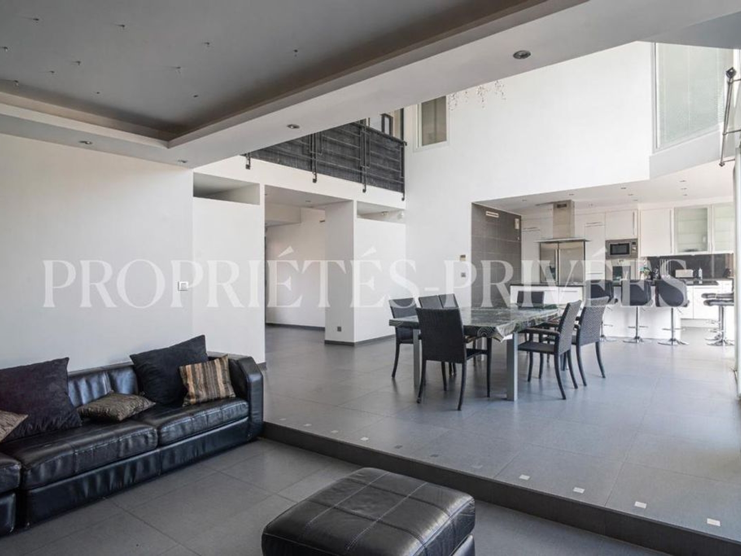 Maison à vendre - 6 pièces - 309m2 - Maisons-Alfort (94700)