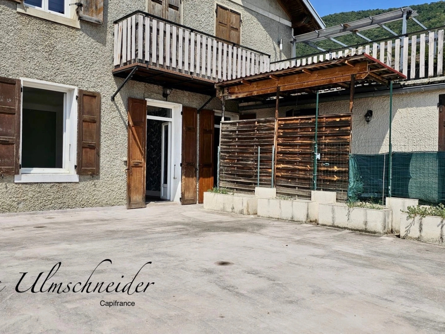 Appartement à vendre - 9 pièces - 166m2 - Chindrieux (73310)