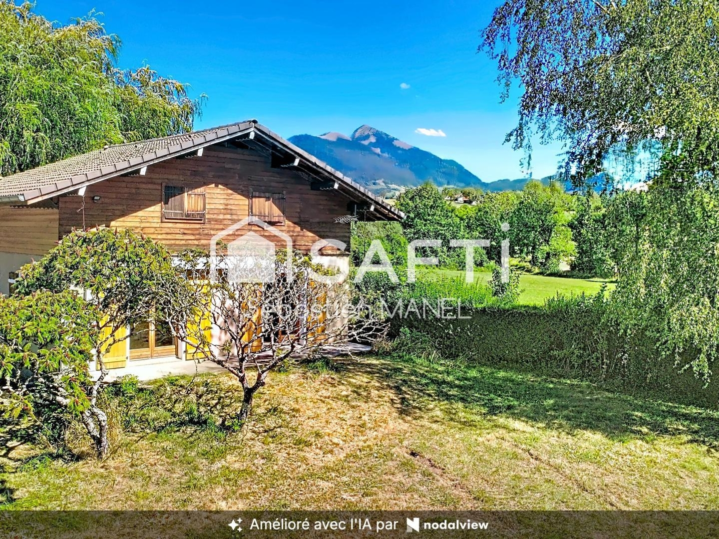 Maison au calme sur plus de 4 000 m² de terrain