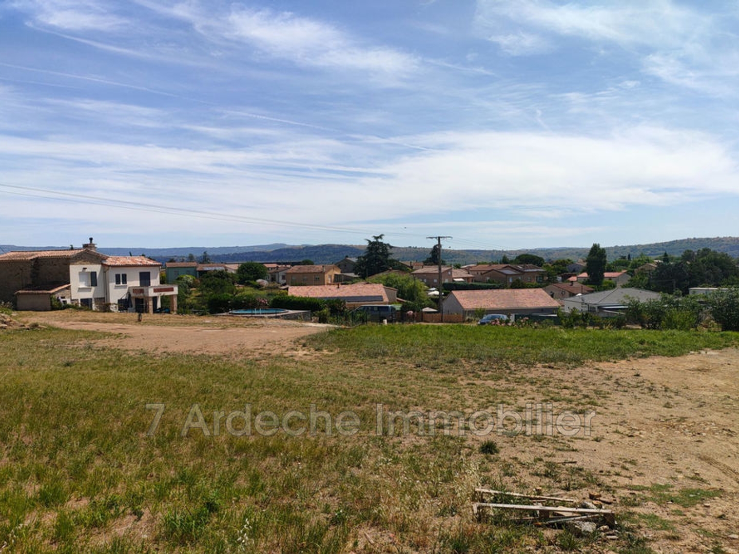 Terrain à vendre - 1255m2 - Saint-Étienne-De-... (07200)