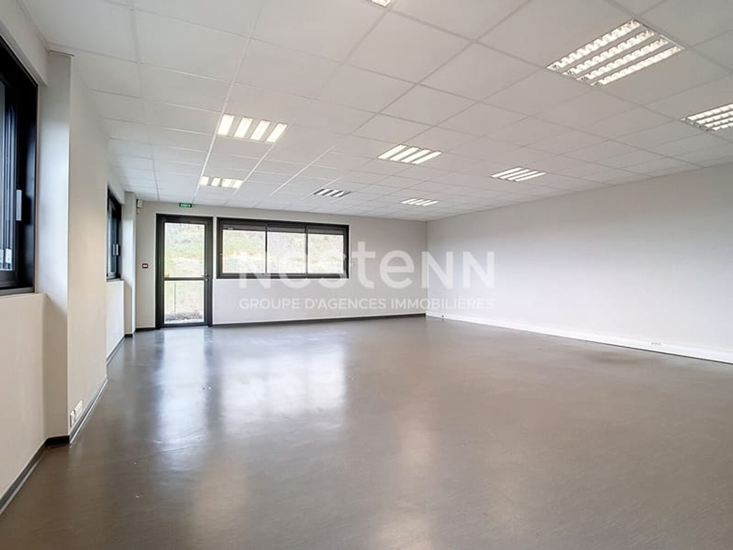 Magasin à vendre - 60m2 - L'isle-Jourdain (32600)