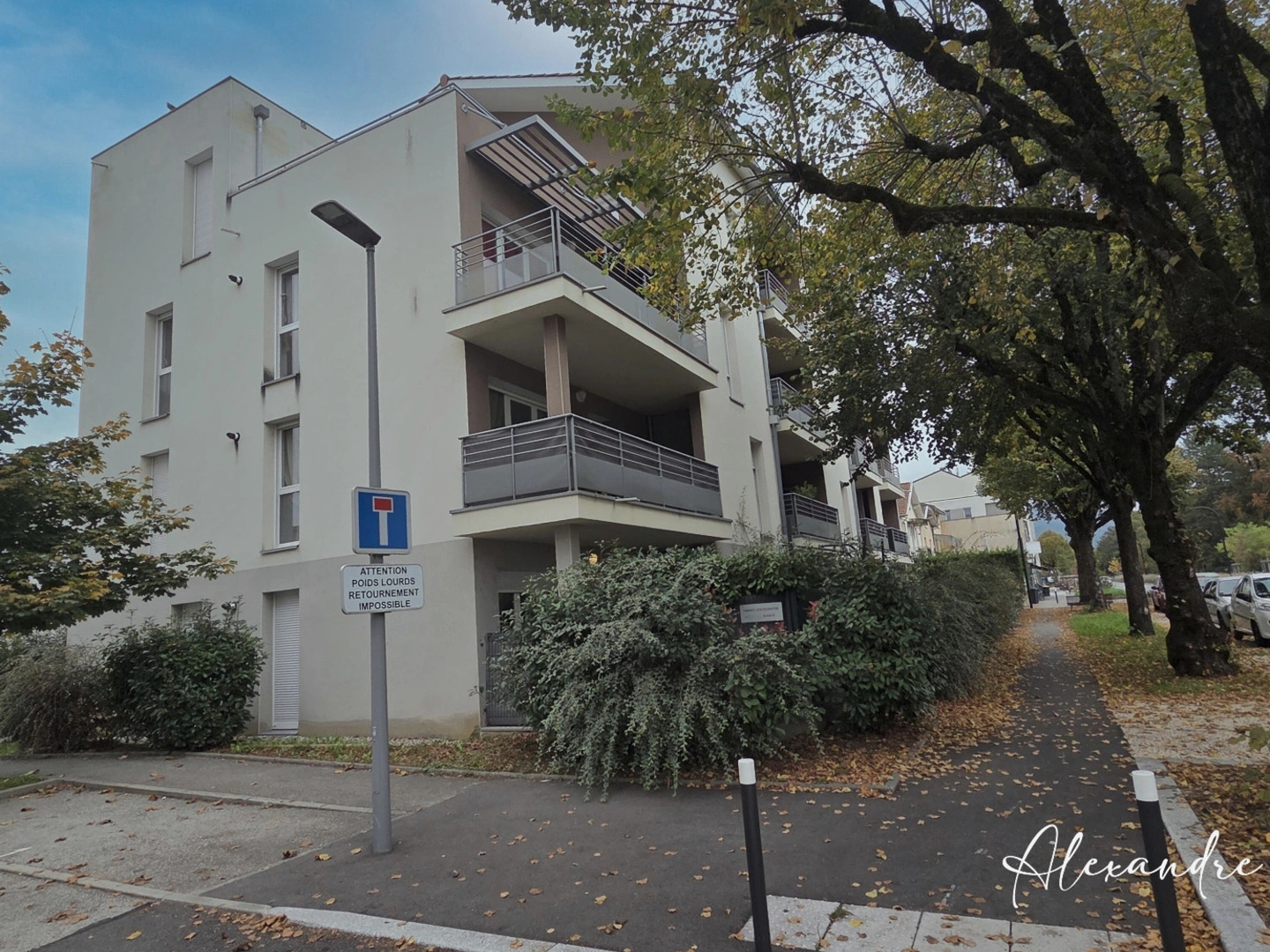 Appartement à vendre - 2 pièces - 63m2 - Ambérieu-En-Bugey (01500)