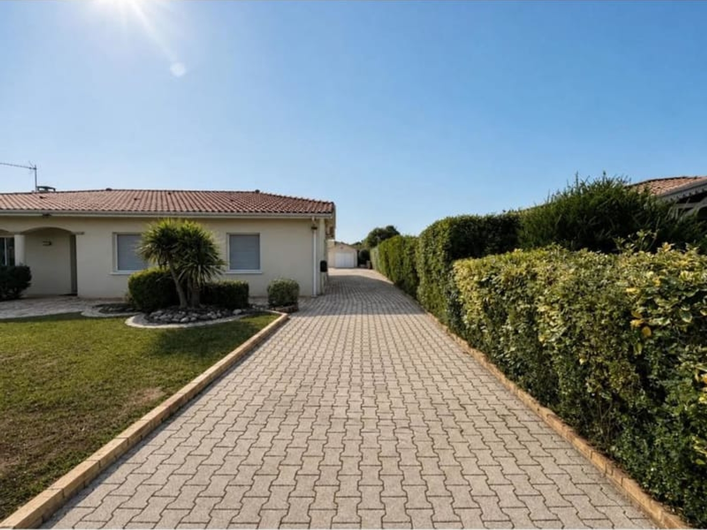 Maison à vendre - 5 pièces - 138m2 - Barcelonne-Du-Gers (32720)