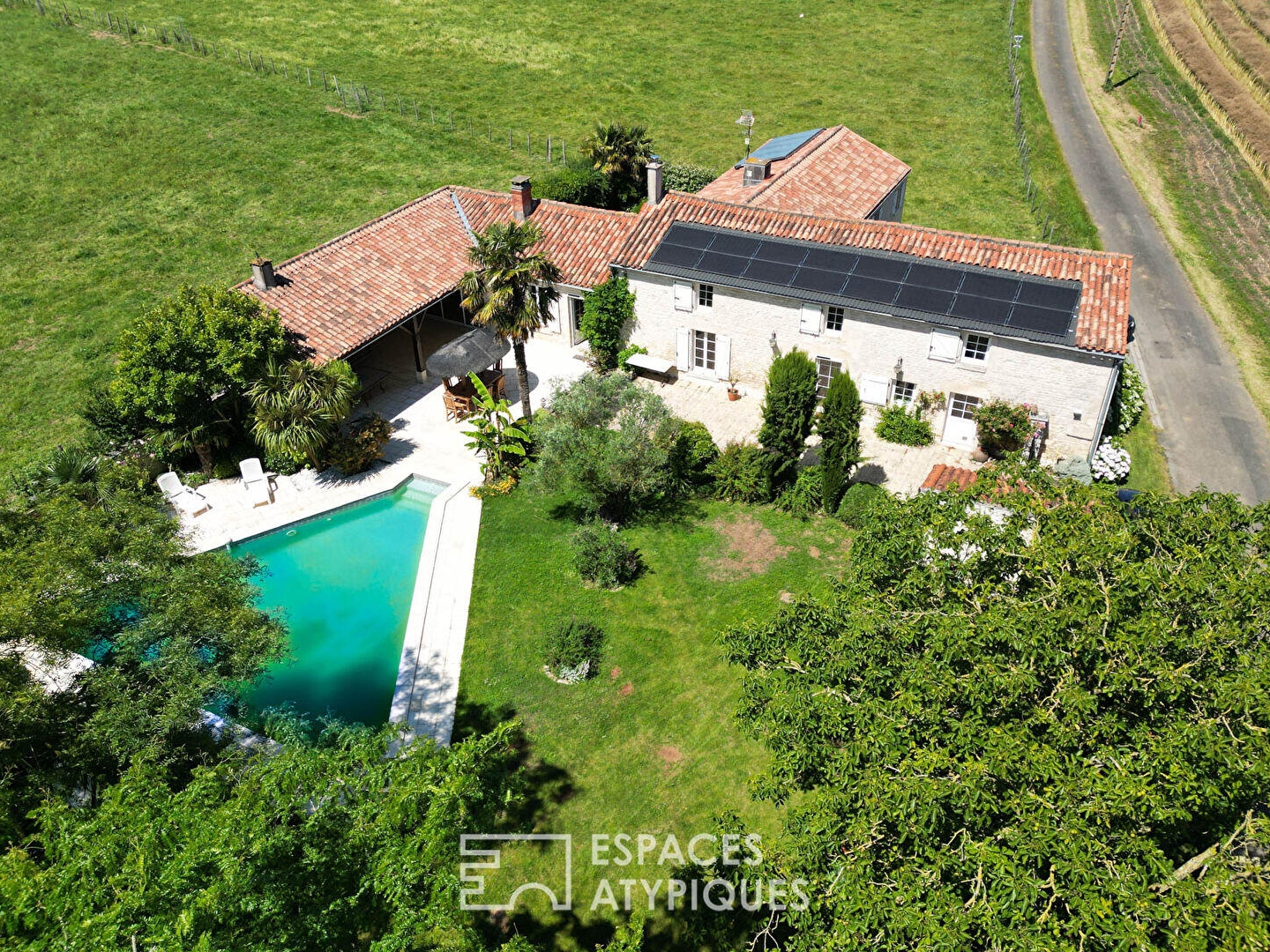 Maison de charme avec piscine