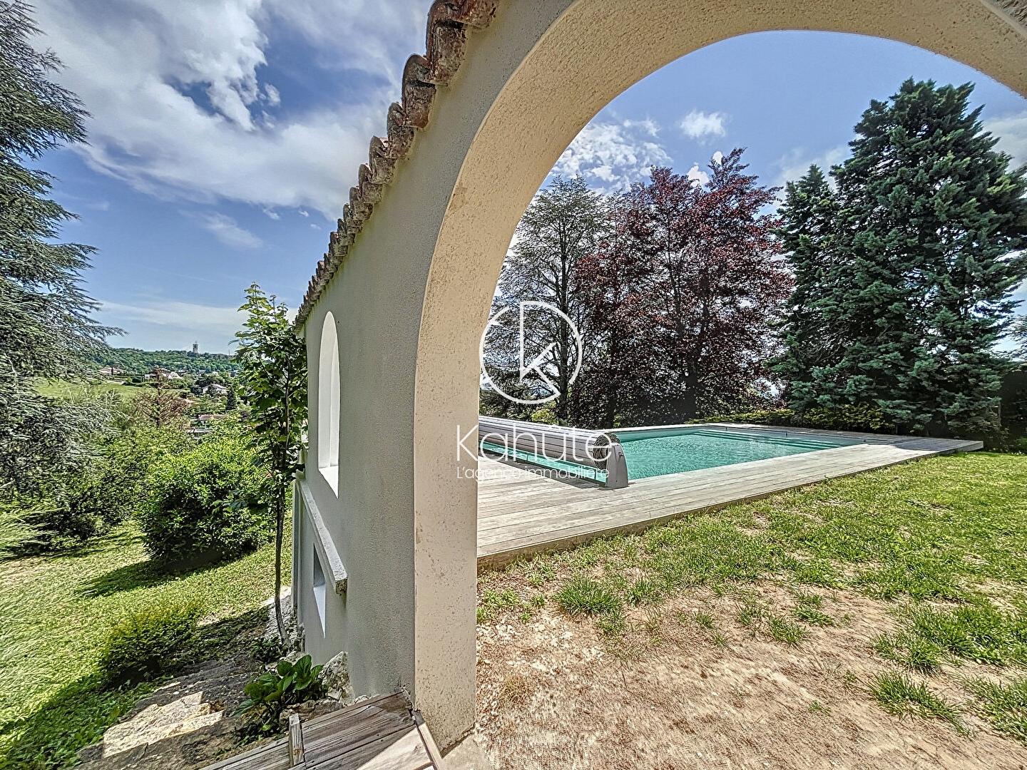 Maison à vendre - 7 pièces - 210m2 - Limonest (69760)