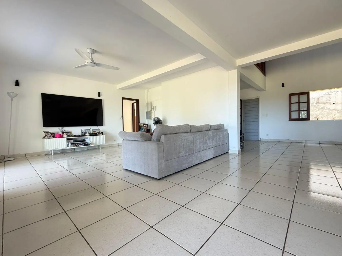 Maison à vendre - 5 pièces - 194m2 - Montagne (33570)